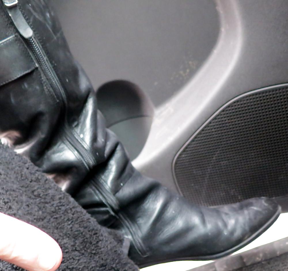 25P Boots and cum