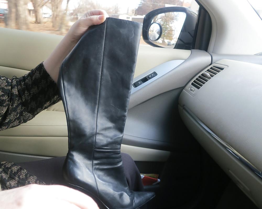 25P Boots and cum