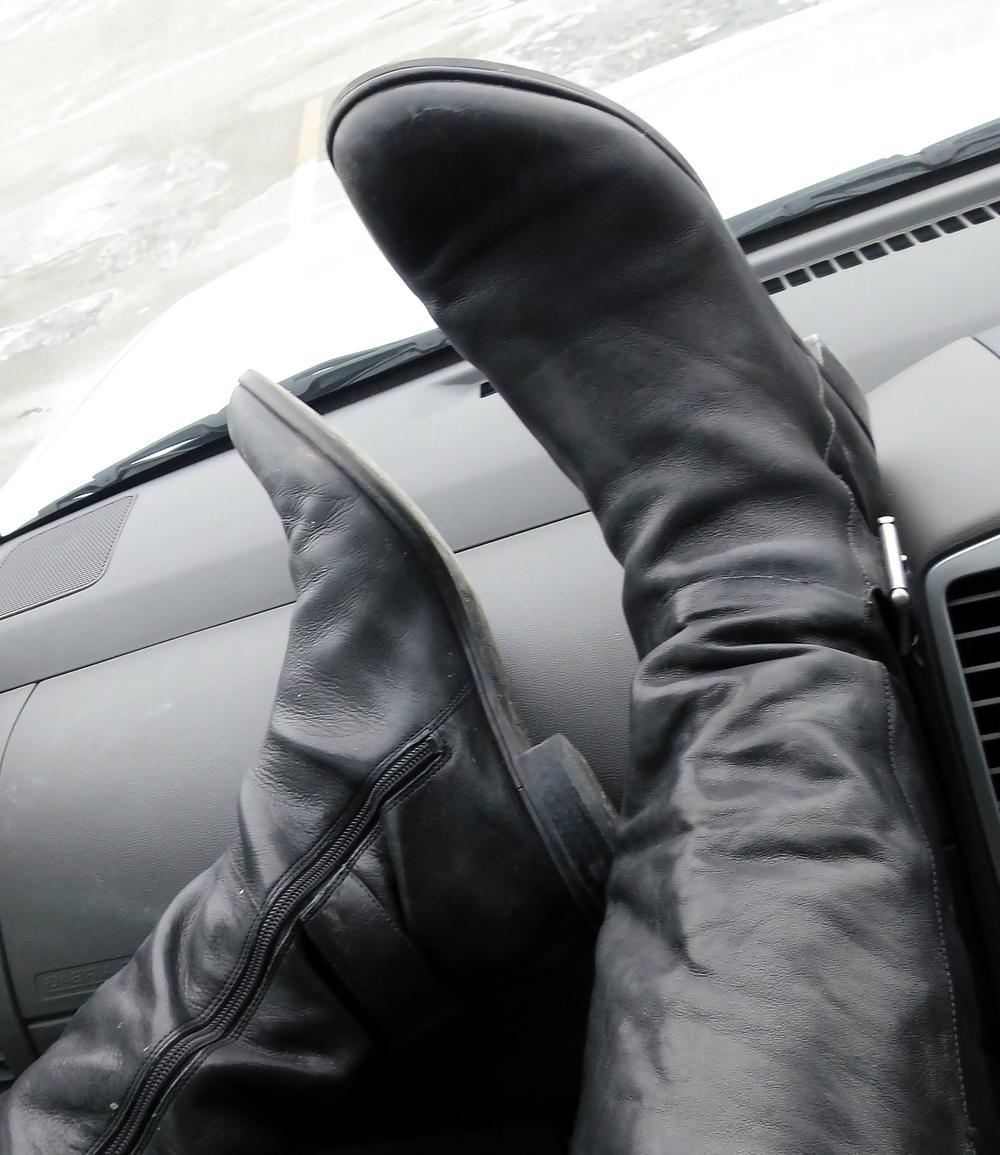 25P Boots and cum