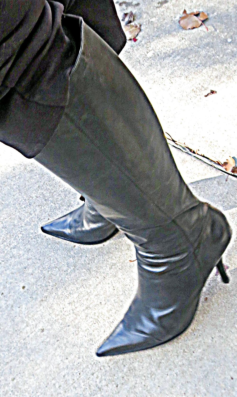 25P Boots and cum