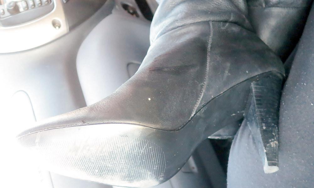 25P Boots and cum