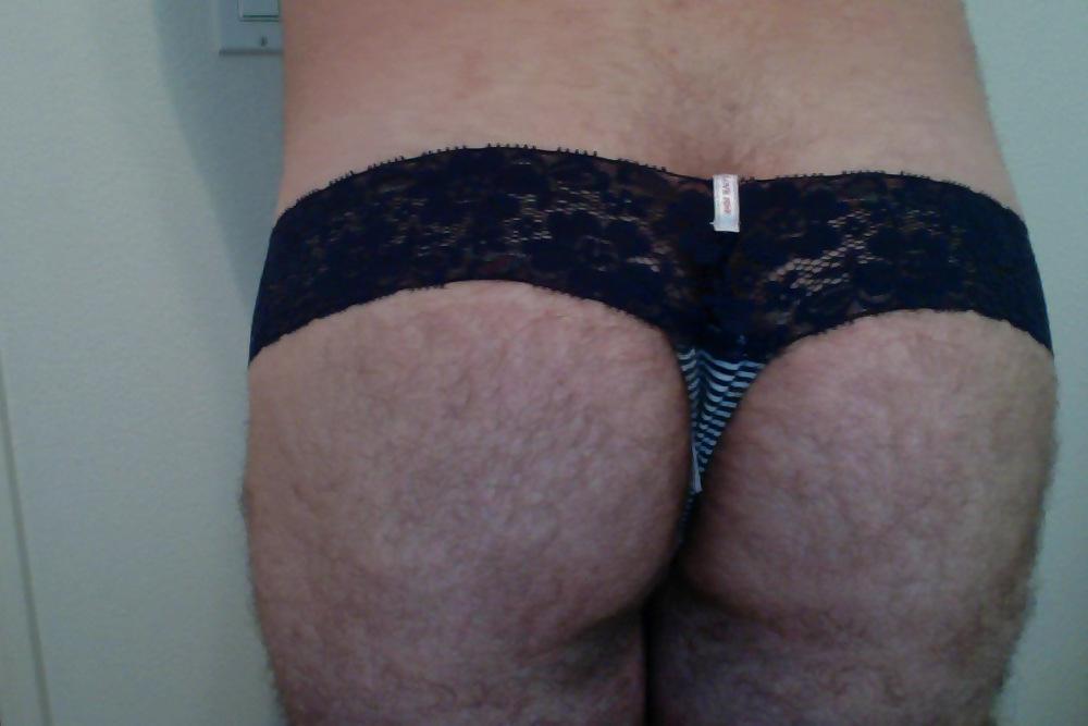 25P Crazy Panty Weekend - 33 Year Old Cousin Moved In!