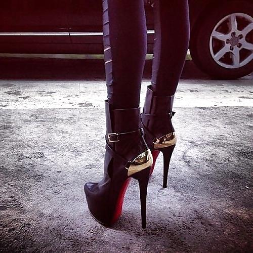 25P Sexy shoes and boots
