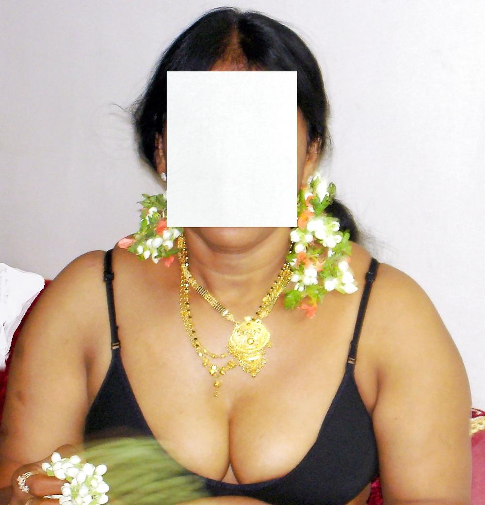 6P Indian aunty 91