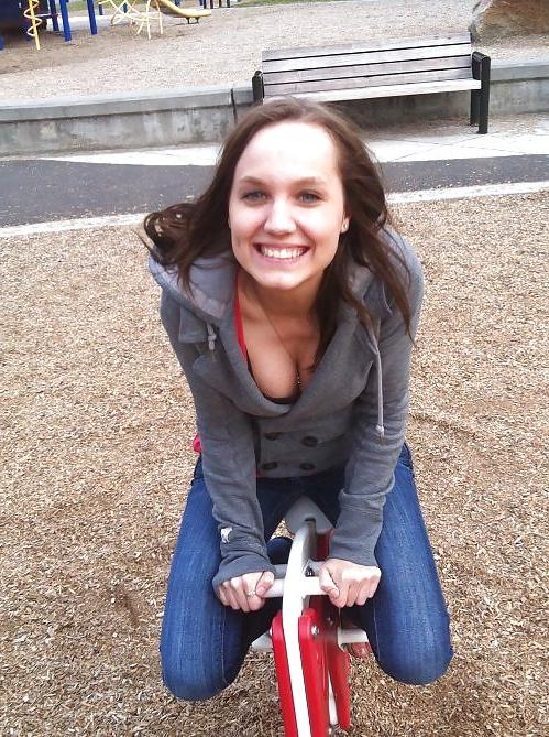 25P Cute teen babes