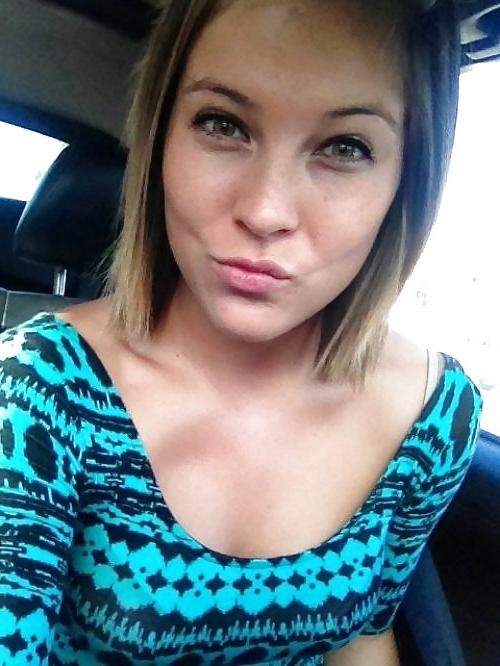 25P Cute teen babes