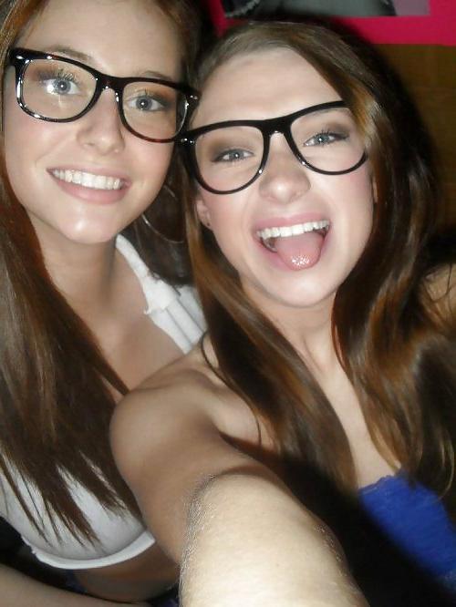25P Hot Babes In Glasses by TROC