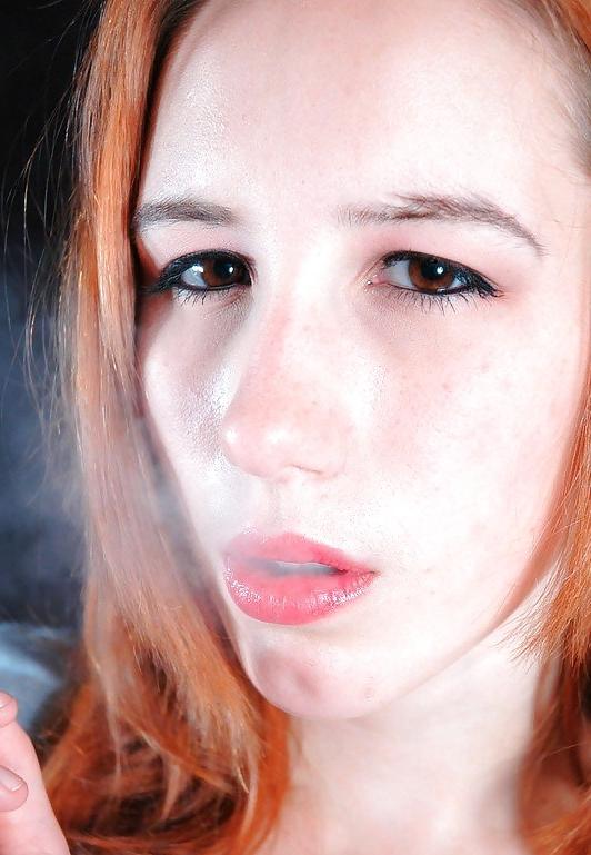 12P Sexy Girl smoking my fav brand