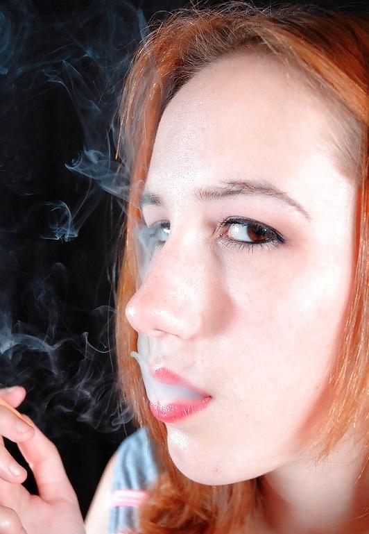 12P Sexy Girl smoking my fav brand