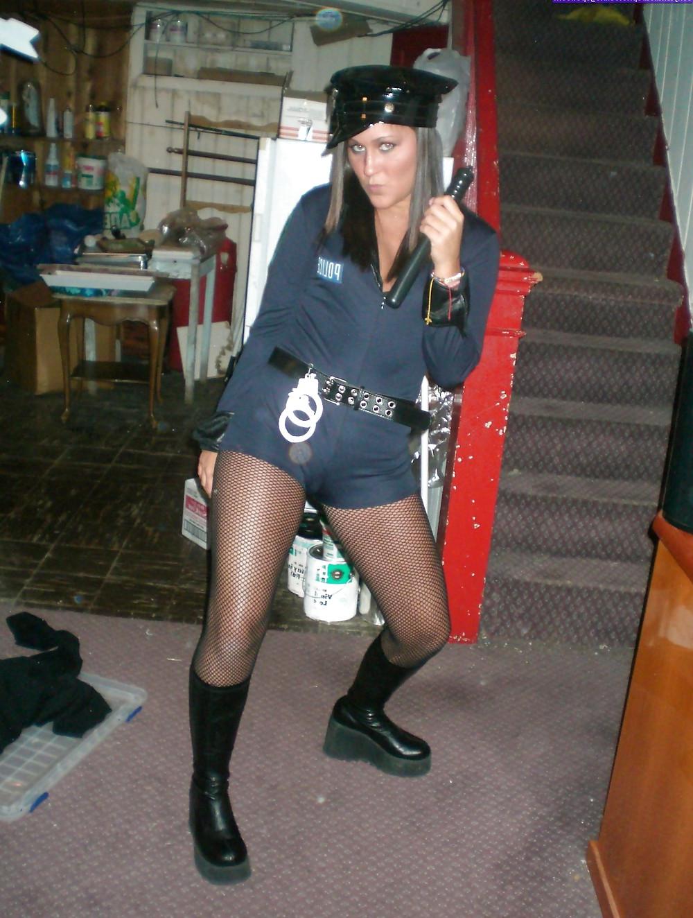25P Sexy babes dressing party