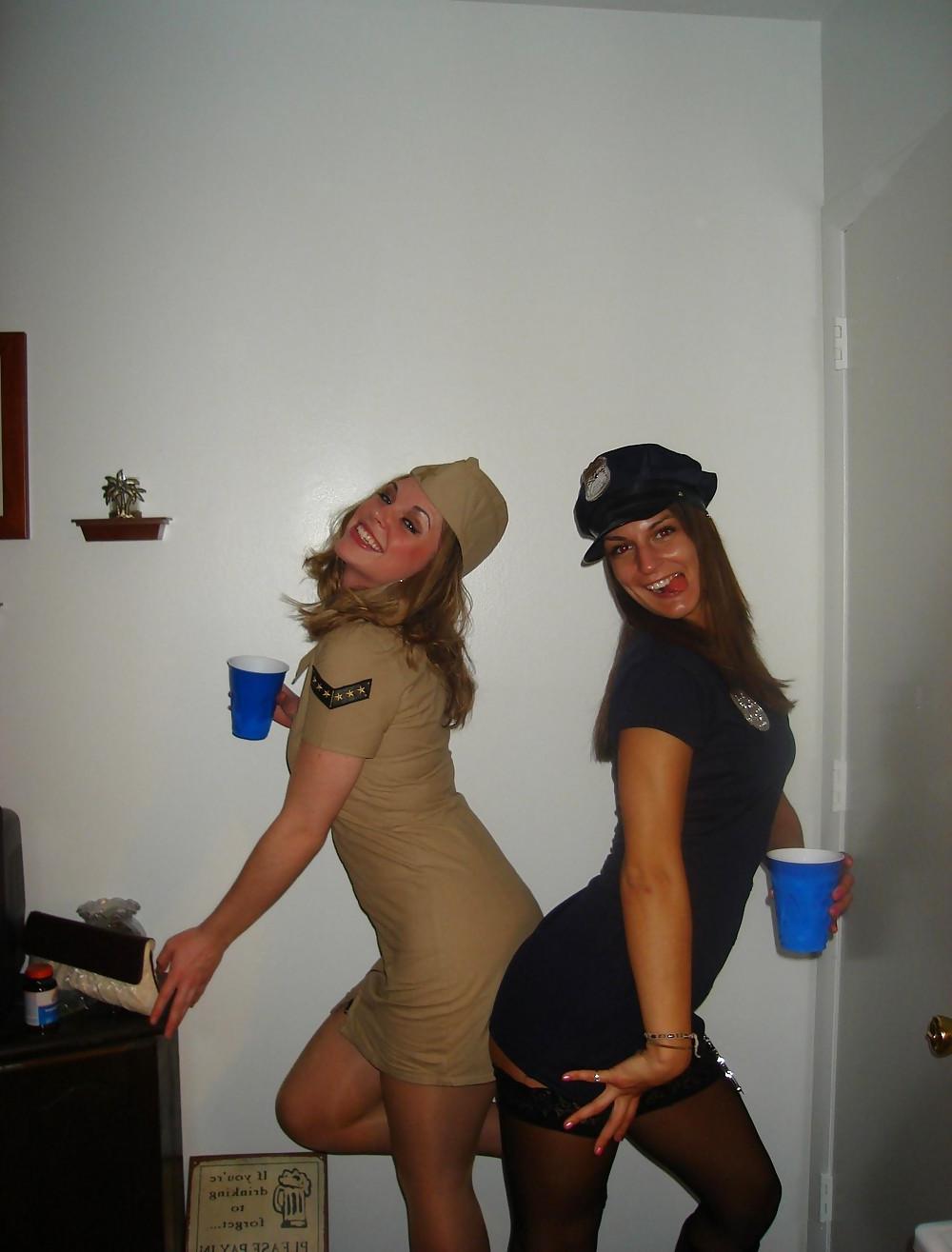 25P Sexy babes dressing party