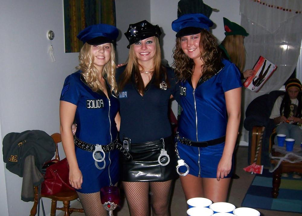 25P Sexy babes dressing party