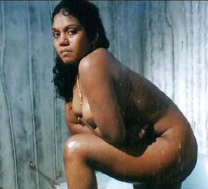 25P AMATURE INDIAN GIRLS