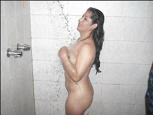 25P AMATURE INDIAN GIRLS