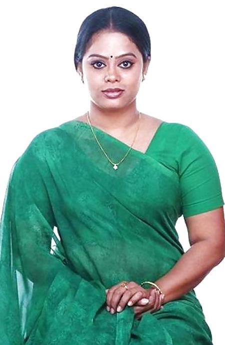 25P AMATURE INDIAN GIRLS