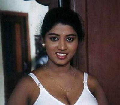 25P AMATURE INDIAN GIRLS