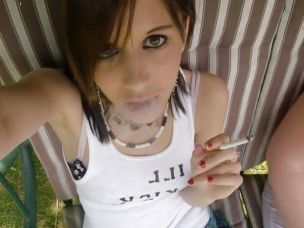 11P Smoking 037