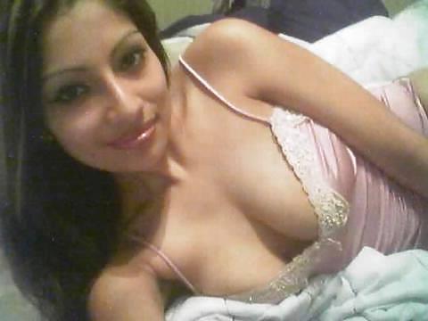 20P Beautiful Indian Girls 76-- By Sanjh