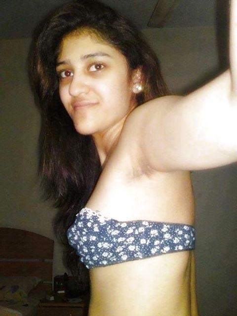 20P Beautiful Indian Girls 77-- By Sanjh