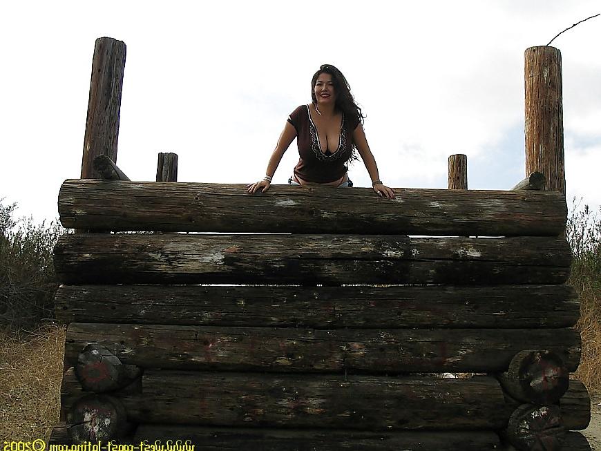 25P Big tit latin mama 33