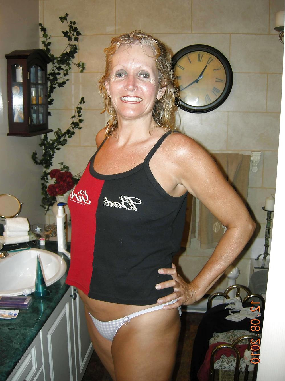 25P Unknown MILF Part 1