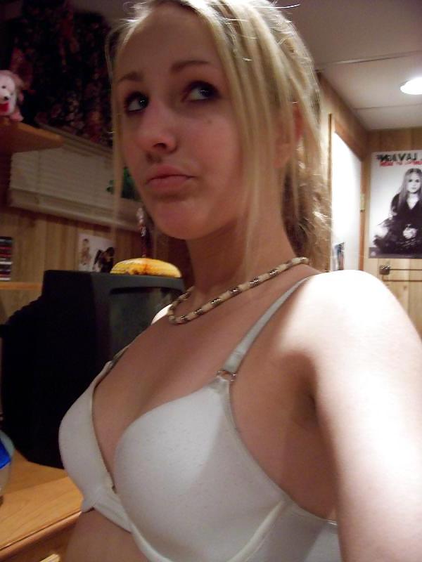 25P Bra Babes 66