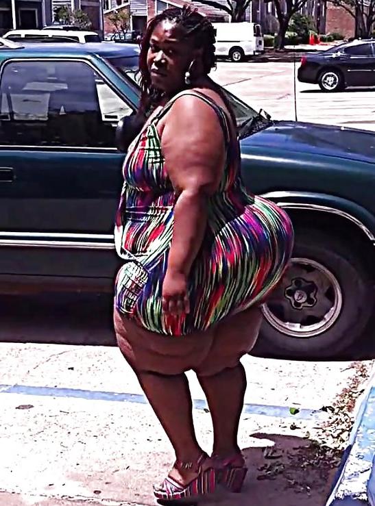 22P BIG BLACKS  BIG BLACKS BOOBS & BIG BLACKS MOMS