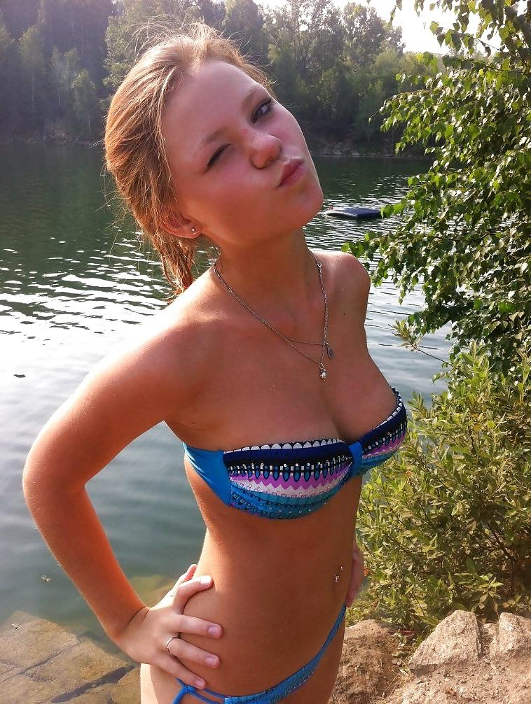 25P Sexy girls with beautiful tits 8