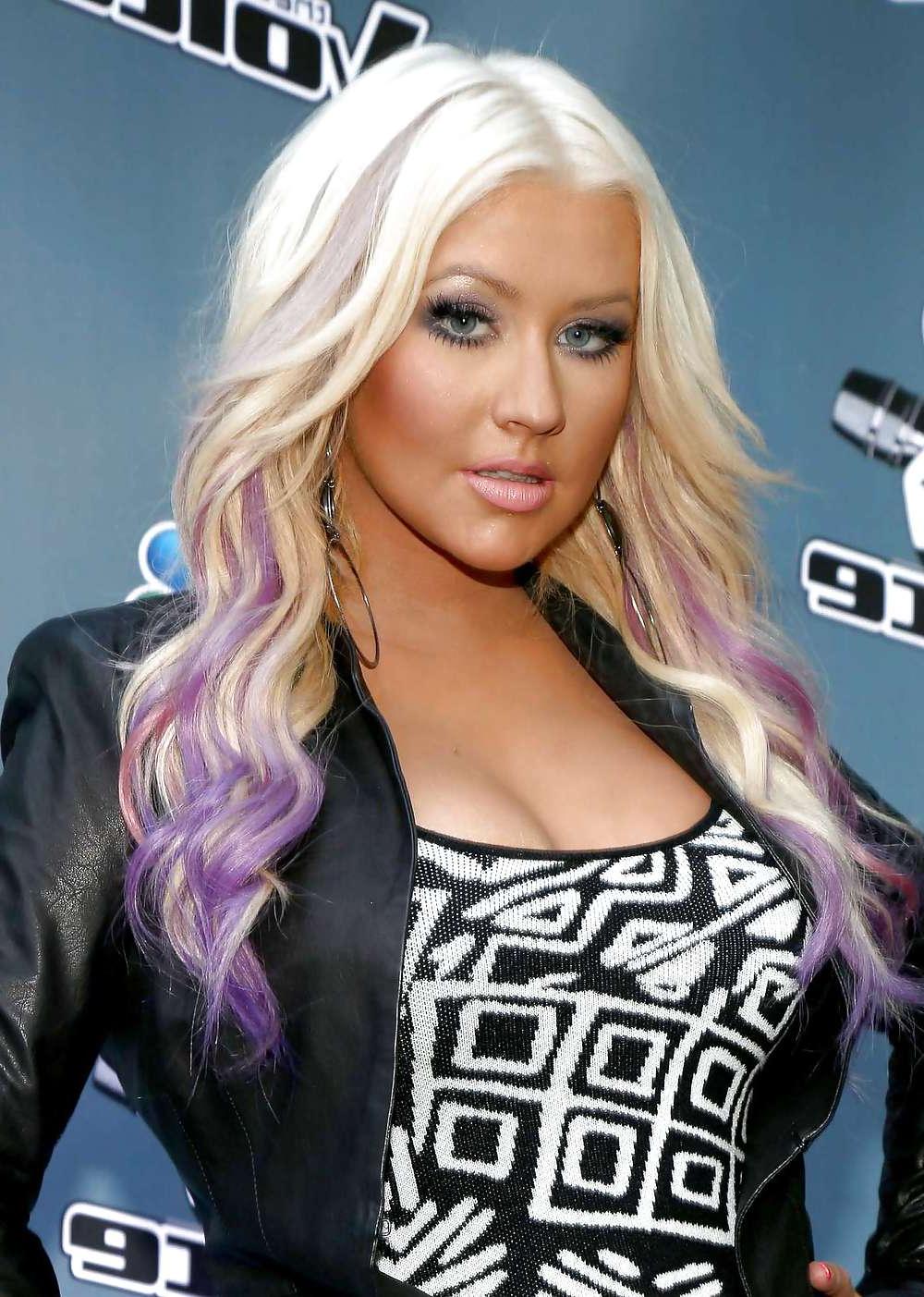 25P The Biggest Boobs In The Music Industry 2 - Busty Tits