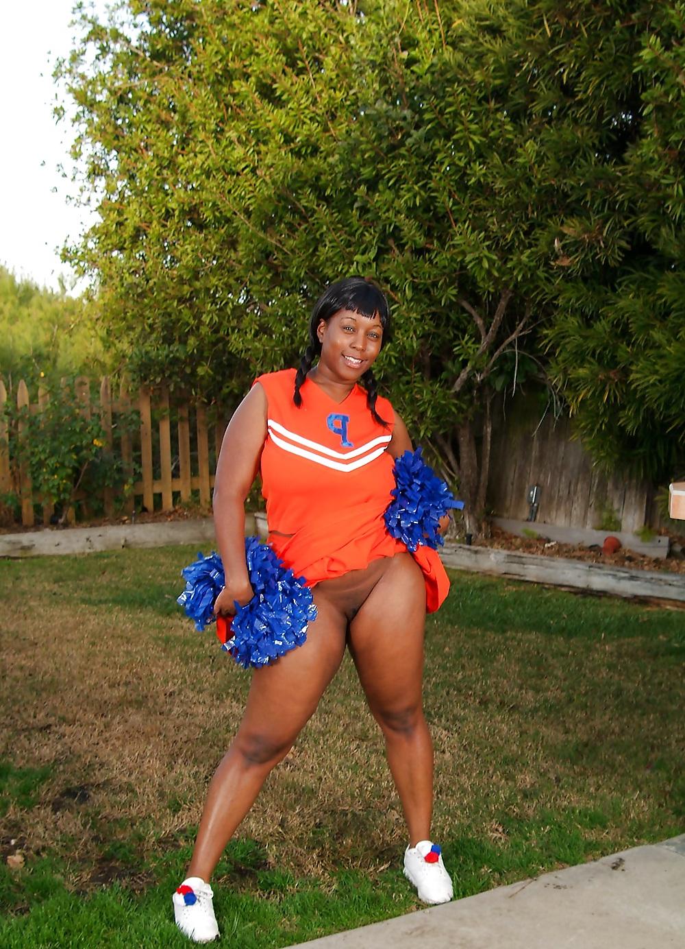 17P Oh Yes!....Thick Lady C