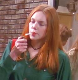 25P Laura Prepon Smoking