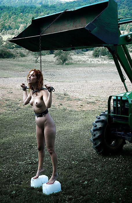 25P Hot Girls in Bondage 2