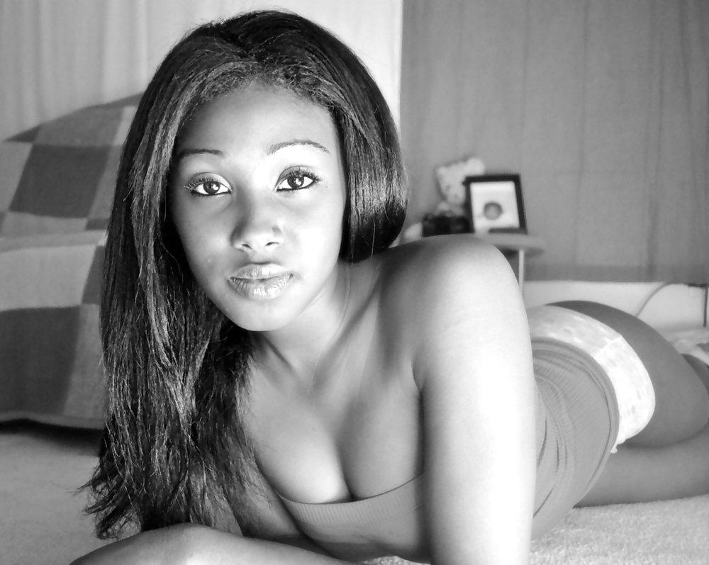 25P Beautiful Ebony Women 17