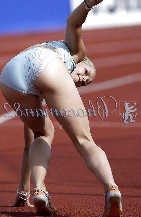 25P Sexy sport ass