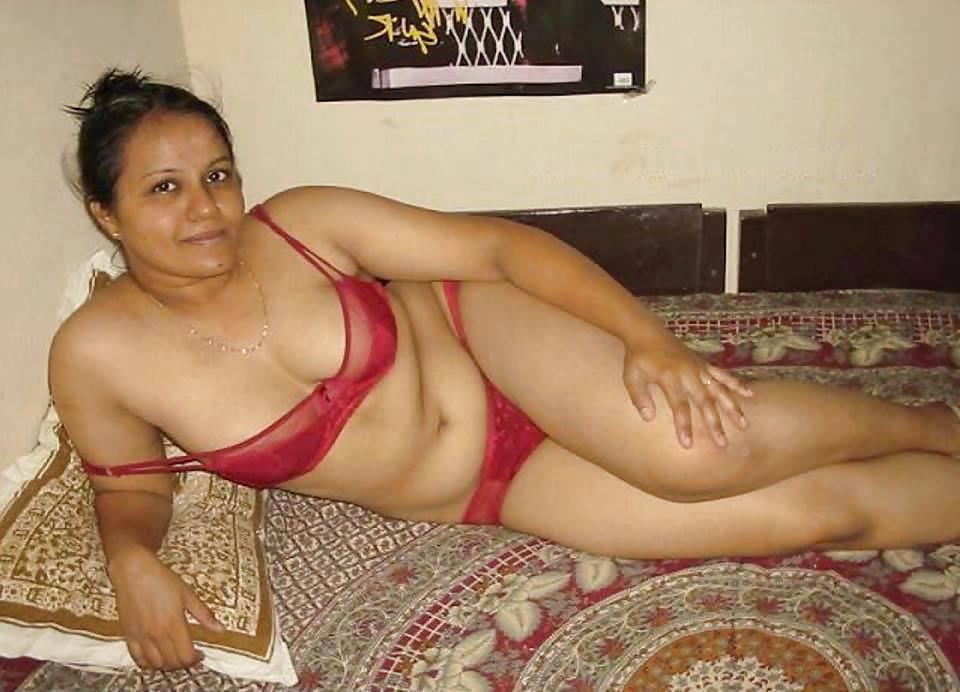 11P INDIAN BOOBS