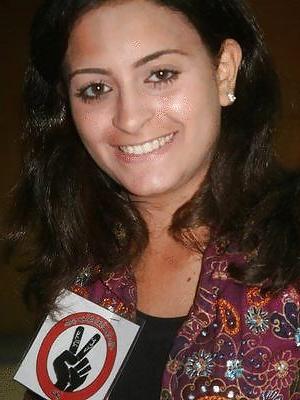 25P Egyptian girl