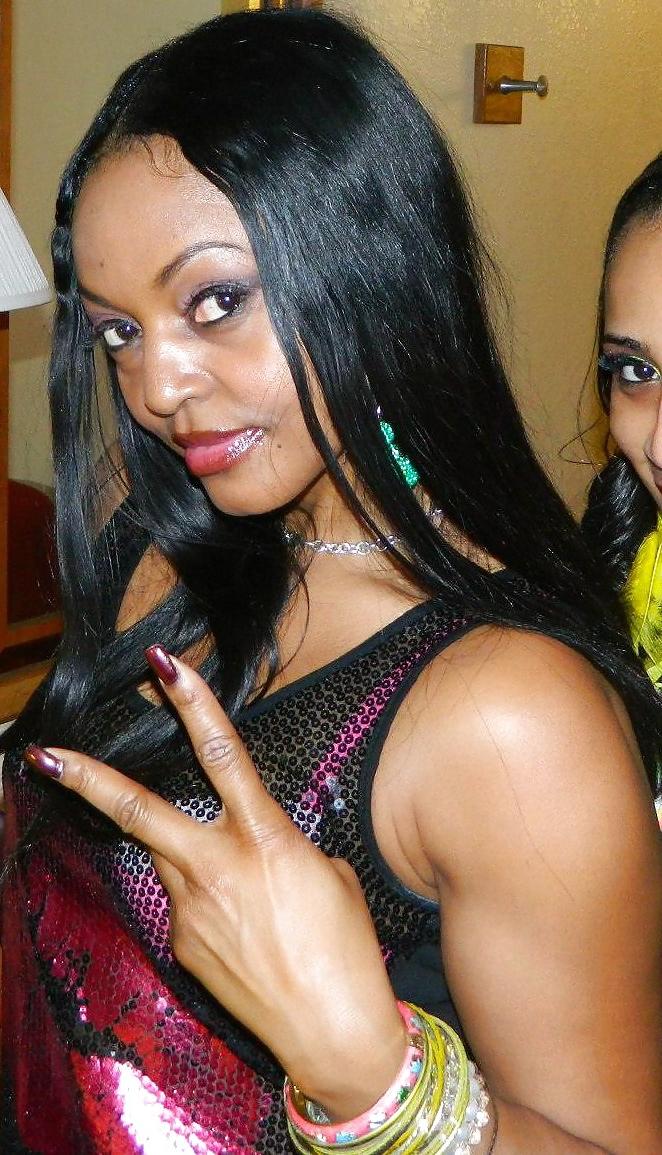 24P Sexy Ebony Redbone