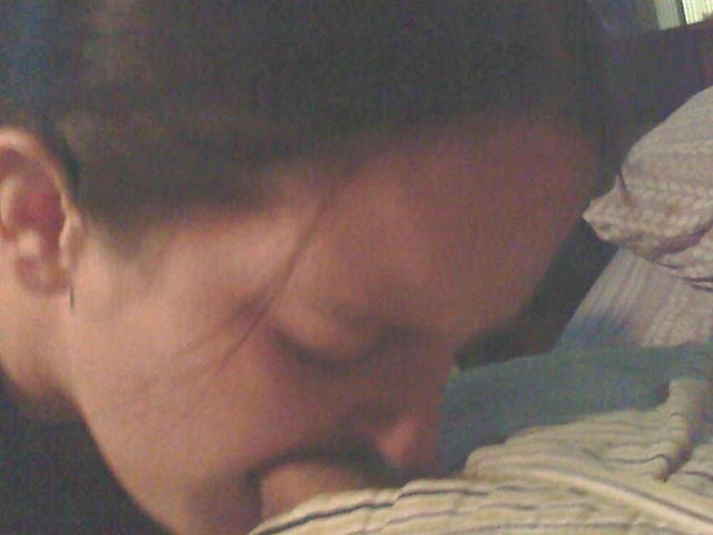 25P Letting his gf suck the sperm out