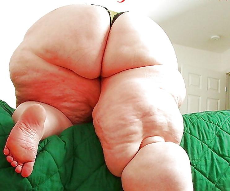 25P Massive butts VI