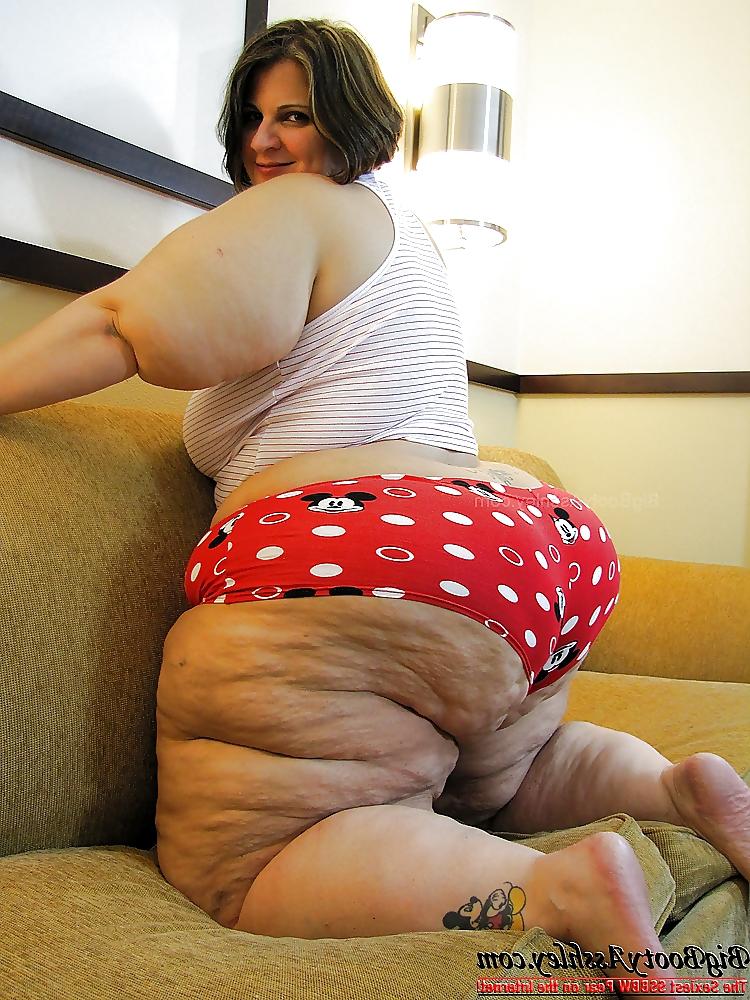 25P Massive butts VI