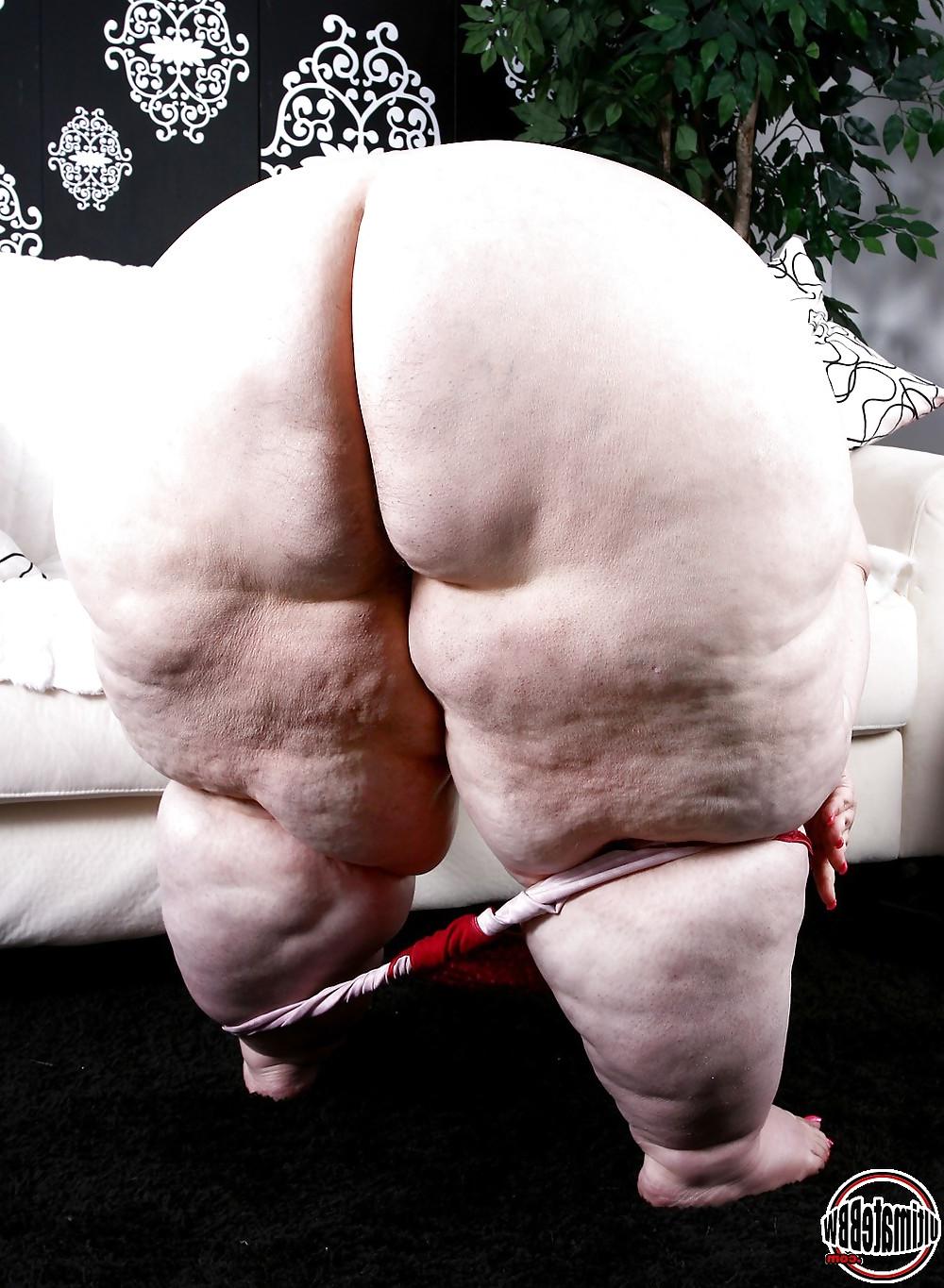 25P Massive butts VI