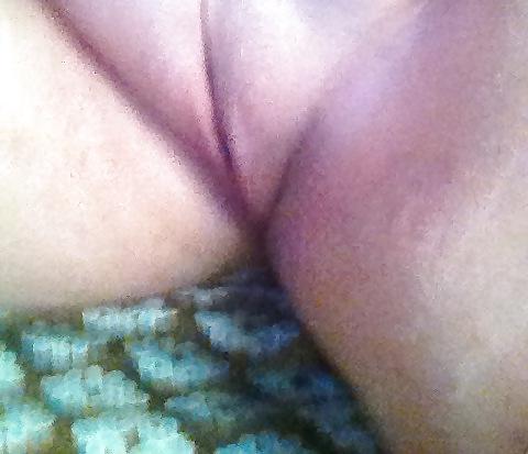 11P Cell Phone Pussy Pics and Misc.