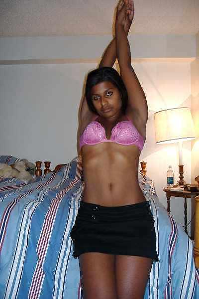 23P Hot Indian Desi Amateur Babes
