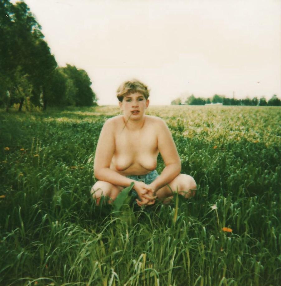 10P Meine ex im gras