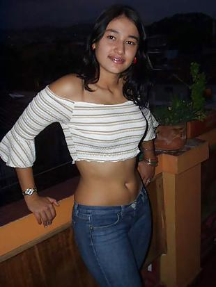 25P Big Boobs Latinas
