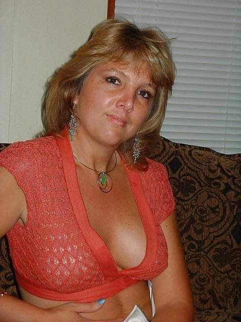 25P Some  MATURE with BIG TITS
