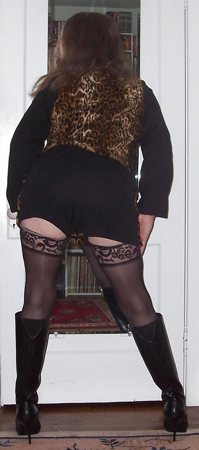 20P Leopard Girl - Puss'n Boots