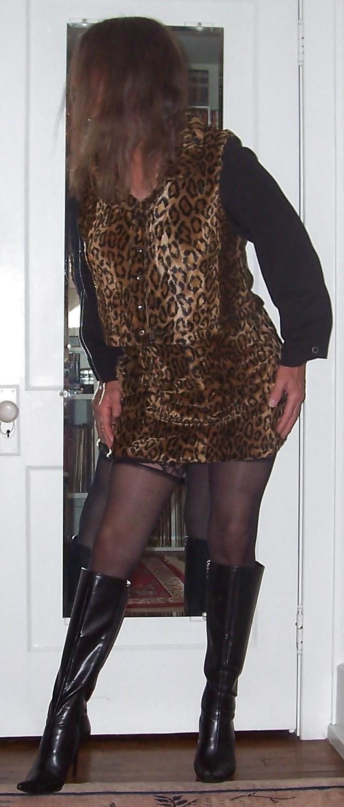 20P Leopard Girl - Puss'n Boots