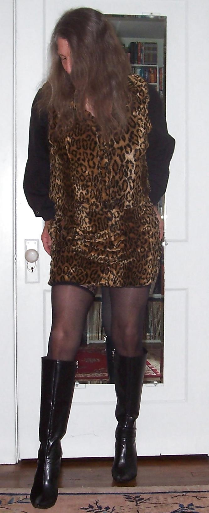 20P Leopard Girl - Puss'n Boots