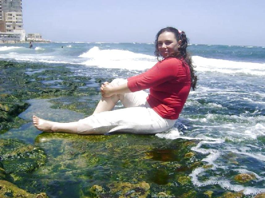 9P Arab Egyptian: Mona